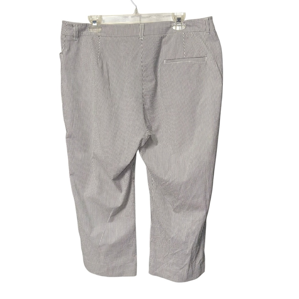 Jones New York Gray Pinstripe Ankle Pants Sz 16W Like New - Picture 7 of 7